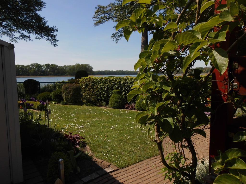 Bungalow Idylle Am See Neuruppin Eksteriør bilde